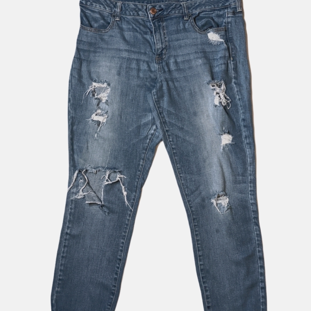 ❌SOLD❌ AEO Stretch Distressed Ripped Jegging - Picture 3 of 11